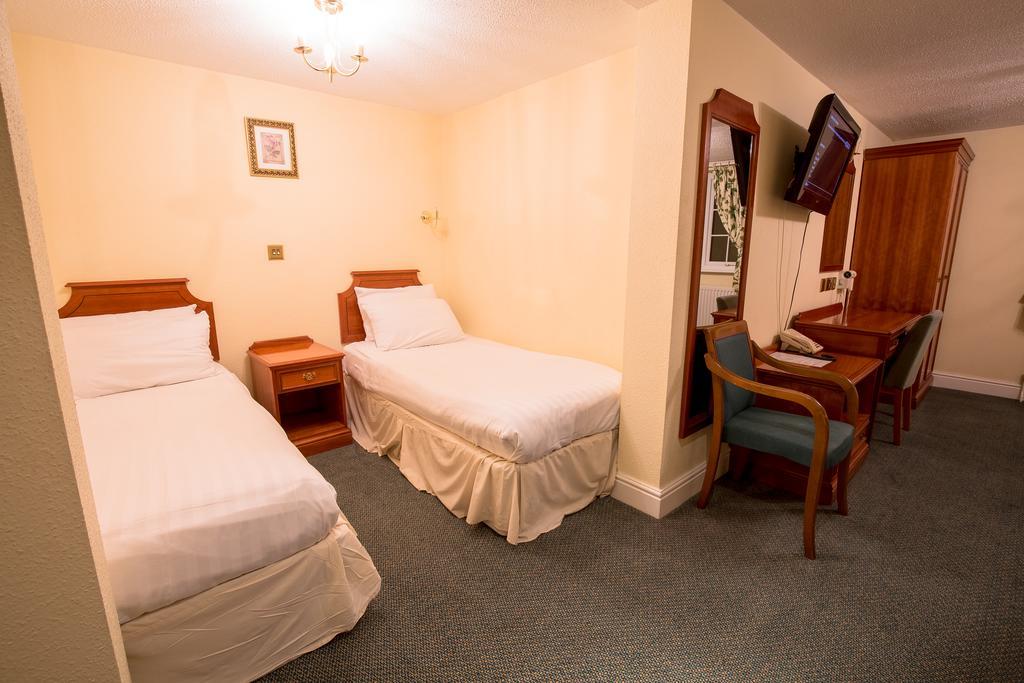 Harefield Manor Hotel Romford Exteriér fotografie